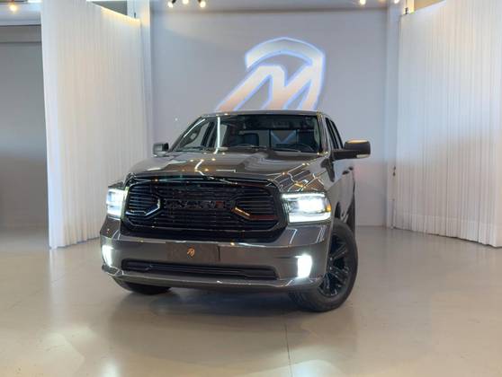 RAM CLASSIC 5.7 V8 GASOLINA LARAMIE CD 4X4 AUTOMÁTICO